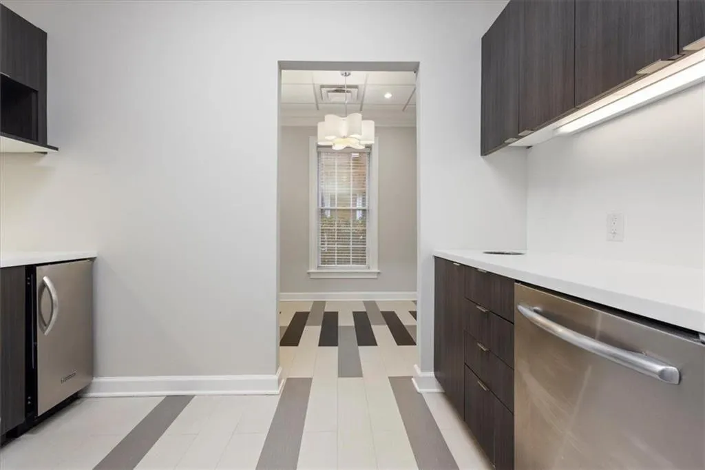 5064 Roswell Road Unit C101, Sandy Springs, Georgia 30342, 0 ,Commercial Sale,For Sale,5064 Roswell Road Unit C101,7743525