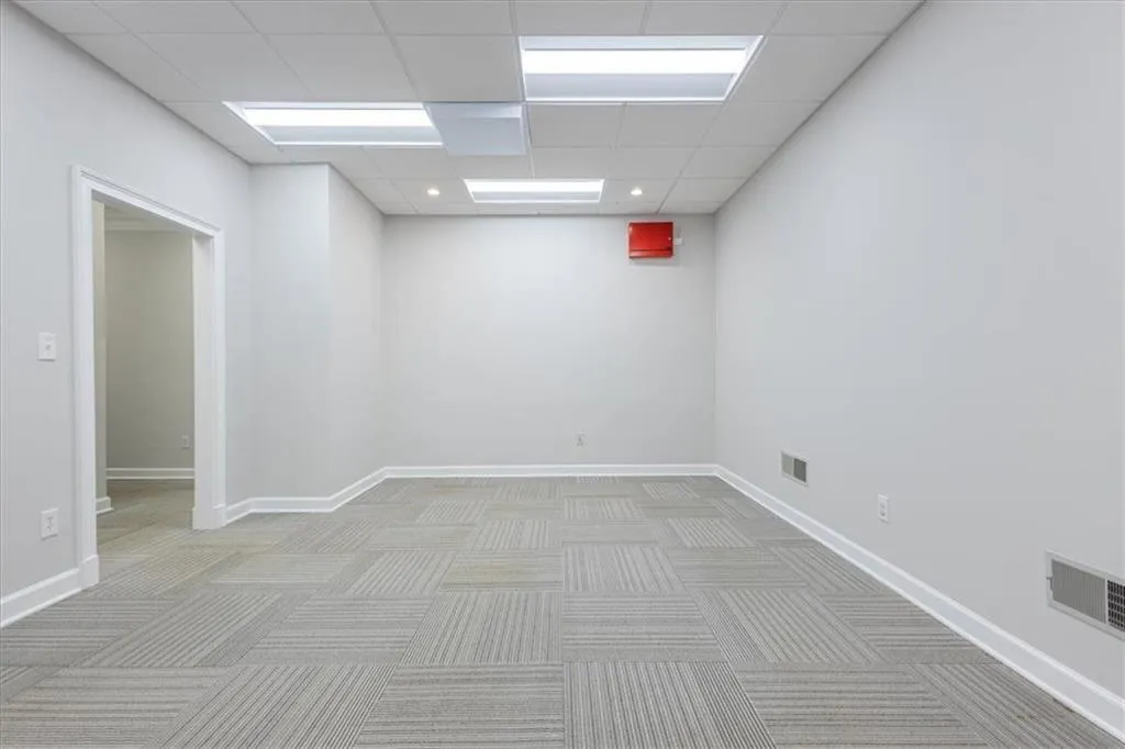 5064 Roswell Road Unit C101, Sandy Springs, Georgia 30342, 0 ,Commercial Sale,For Sale,5064 Roswell Road Unit C101,7743525