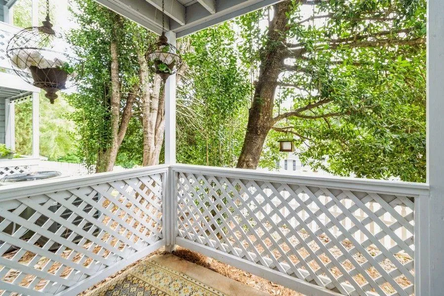 906 Natchez Trace, Atlanta, Georgia 30350, 2 Bedrooms Bedrooms, ,2 BathroomsBathrooms,Residential,Sold,906 Natchez Trace,6911988