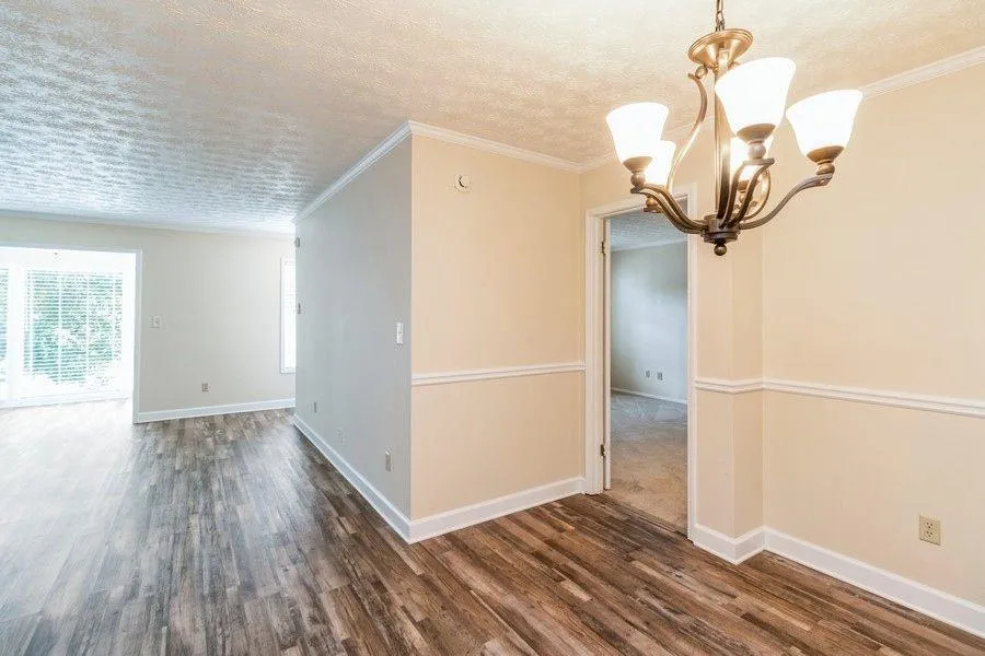 906 Natchez Trace, Atlanta, Georgia 30350, 2 Bedrooms Bedrooms, ,2 BathroomsBathrooms,Residential,Sold,906 Natchez Trace,6911988