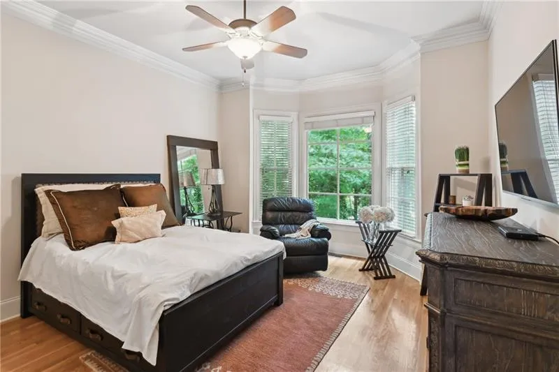 One bedroom and full bath on main