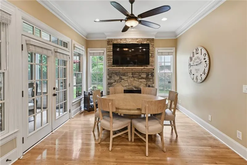 765 Estate Way Ne, Atlanta, Georgia 30319, 6 Bedrooms Bedrooms, ,6 BathroomsBathrooms,Residential,Sold,765 Estate Way Ne,7511893