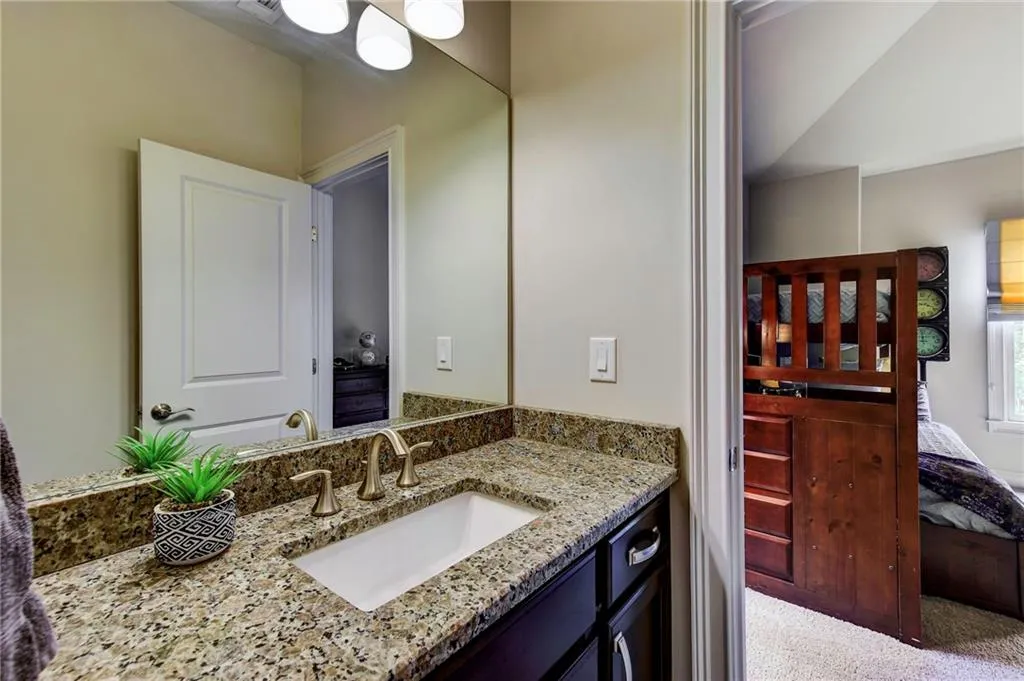475 Belada Boulevard, Atlanta, Georgia 30342, 5 Bedrooms Bedrooms, ,4 BathroomsBathrooms,Residential,Sold,475 Belada Boulevard,6948173