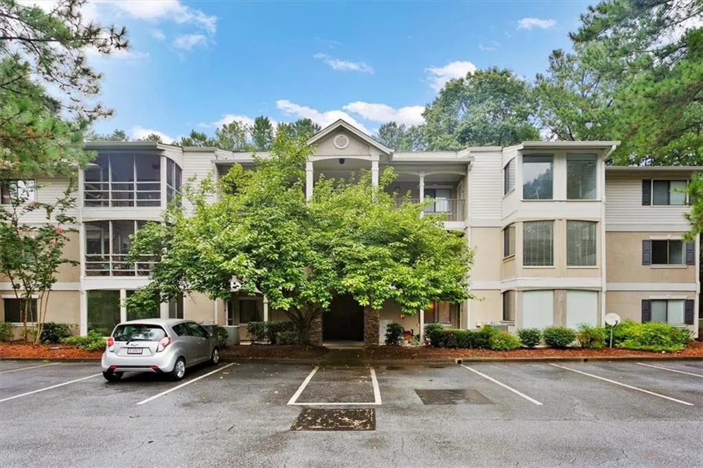 3014 Wingate Way, Sandy Springs, Georgia 30350, 2 Bedrooms Bedrooms, ,2 BathroomsBathrooms,Residential,Sold,3014 Wingate Way,6948075