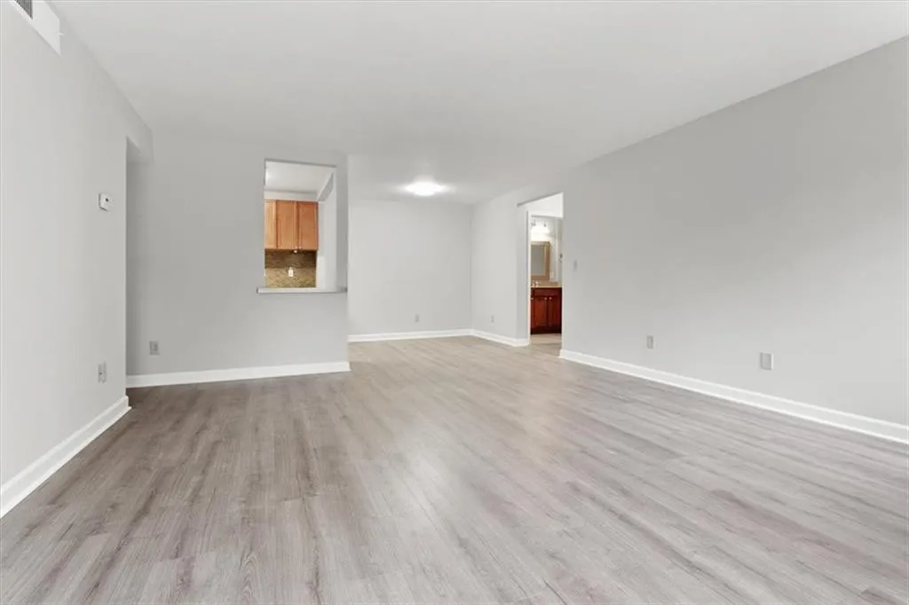 3014 Wingate Way, Sandy Springs, Georgia 30350, 2 Bedrooms Bedrooms, ,2 BathroomsBathrooms,Residential,Sold,3014 Wingate Way,6948075