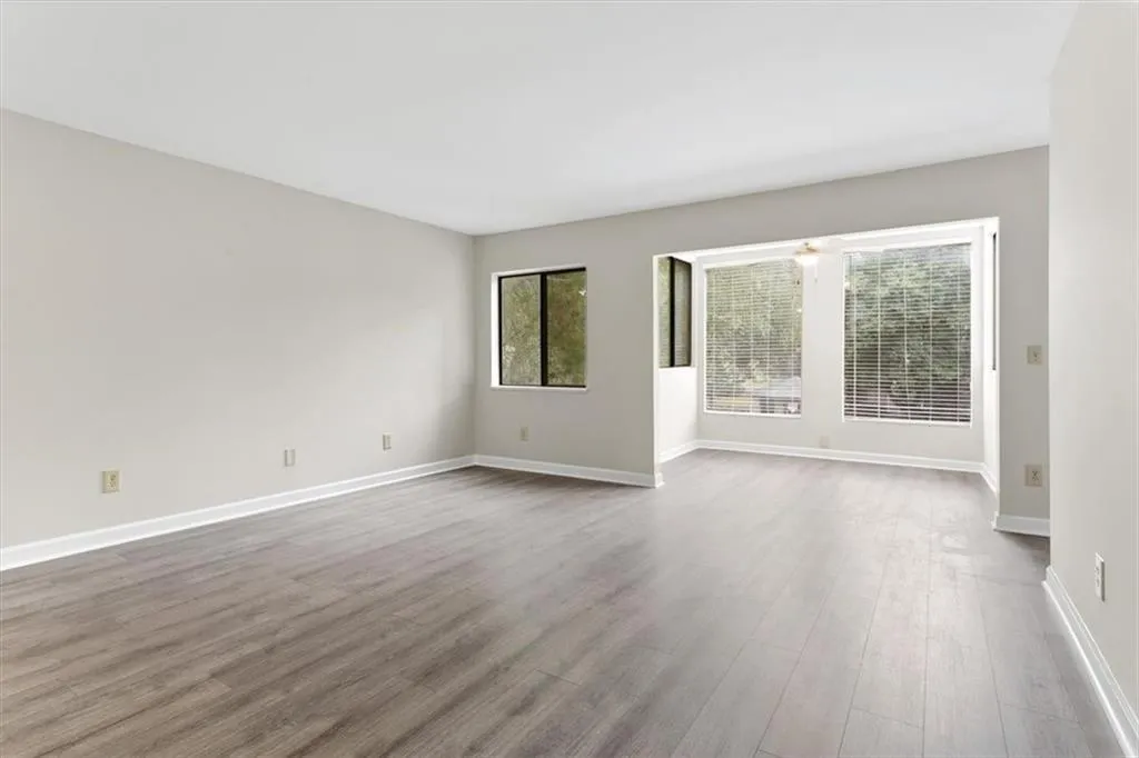 3014 Wingate Way, Sandy Springs, Georgia 30350, 2 Bedrooms Bedrooms, ,2 BathroomsBathrooms,Residential,Sold,3014 Wingate Way,6948075