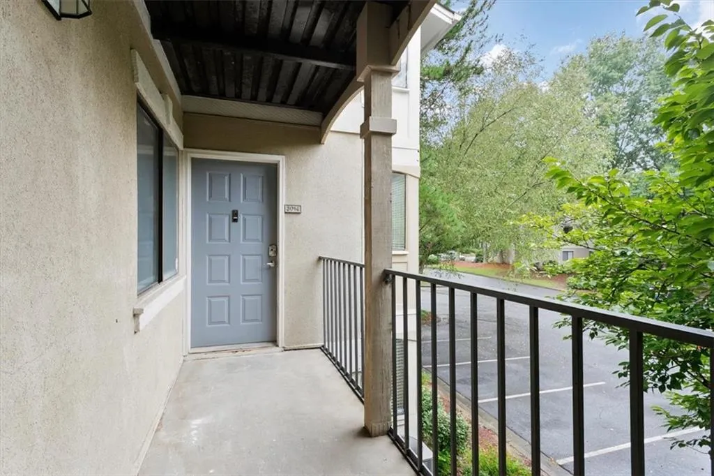 3014 Wingate Way, Sandy Springs, Georgia 30350, 2 Bedrooms Bedrooms, ,2 BathroomsBathrooms,Residential,Sold,3014 Wingate Way,6948075