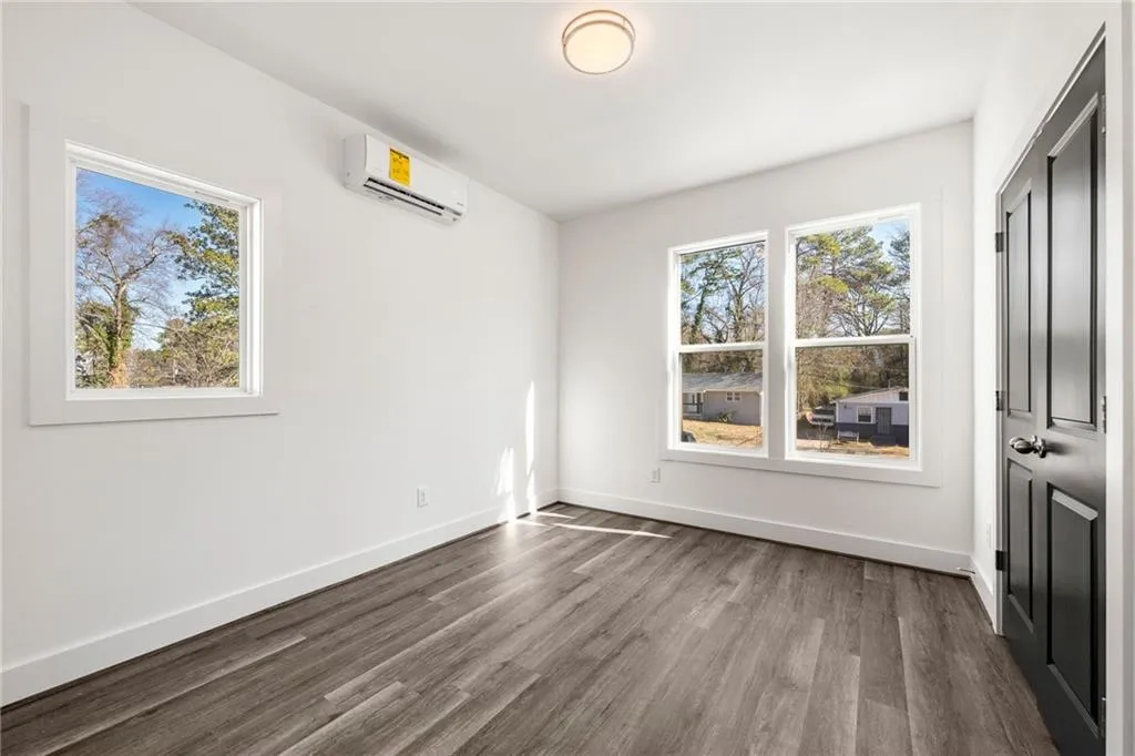 1106 Nw Wedgewood Drive Nw Unit B, Atlanta, Georgia 30318, 2 Bedrooms Bedrooms, ,2 BathroomsBathrooms,Residential,For Sale,1106 Nw Wedgewood Drive Nw Unit B,7654498