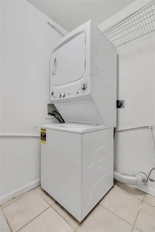 5400 Roswell Road Ne Unit B2, Sandy Springs, Georgia 30342, 1 Bedroom Bedrooms, ,1 BathroomBathrooms,Residential,Sold,5400 Roswell Road Ne Unit B2,7058297