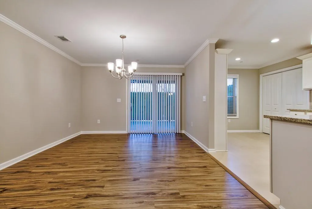 305 Winding River Drive Unit F, Sandy Springs, Georgia 30350, 3 Bedrooms Bedrooms, ,2 BathroomsBathrooms,Residential,Sold,305 Winding River Drive Unit F,6824827