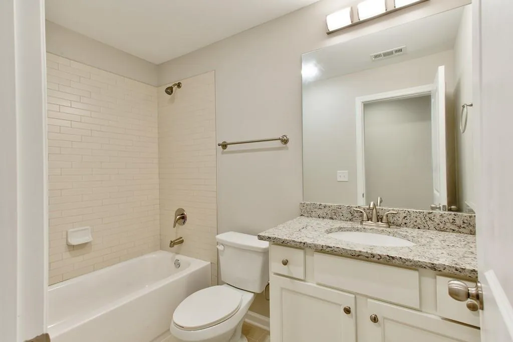305 Winding River Drive Unit F, Sandy Springs, Georgia 30350, 3 Bedrooms Bedrooms, ,2 BathroomsBathrooms,Residential,Sold,305 Winding River Drive Unit F,6824827