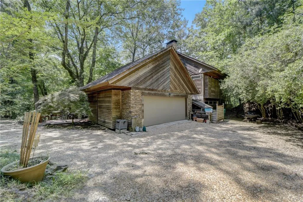 4787 Riverview Road, Atlanta, Georgia 30327, 2 Bedrooms Bedrooms, ,2 BathroomsBathrooms,Residential,Sold,4787 Riverview Road,7244621
