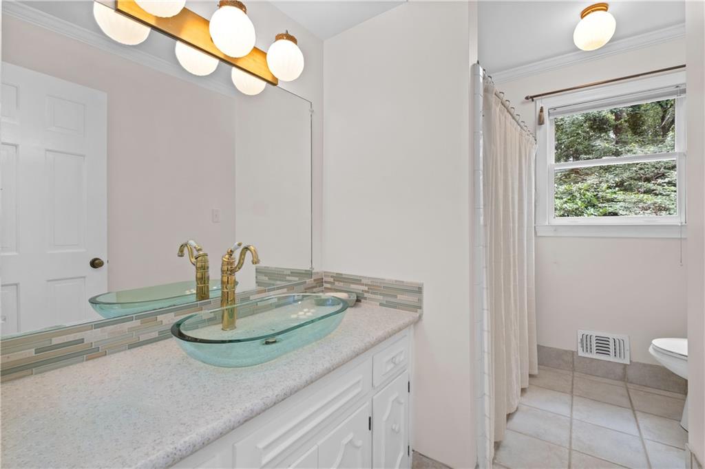 Guest Bathroom on Main