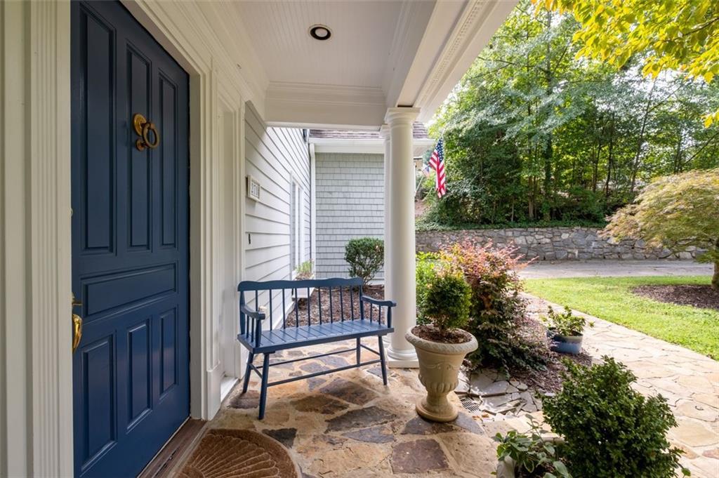 270 AMHERST Court, Sandy Springs, Georgia 30328, 7 Bedrooms Bedrooms, ,5 BathroomsBathrooms,Residential,Sold,270 AMHERST Court,7279389
