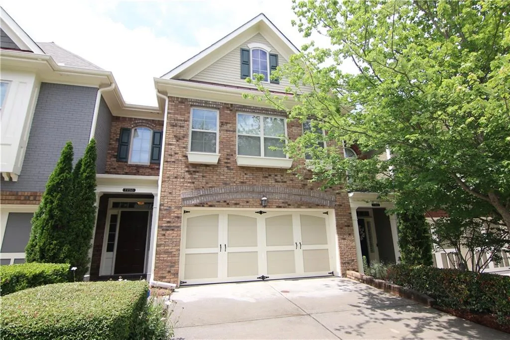 7750 Glisten Avenue Unit 292, Sandy Springs, Georgia 30328, 3 Bedrooms Bedrooms, ,2 BathroomsBathrooms,Residential,Sold,7750 Glisten Avenue Unit 292,6738337