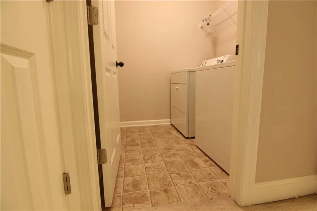 7750 Glisten Avenue Unit 292, Sandy Springs, Georgia 30328, 3 Bedrooms Bedrooms, ,2 BathroomsBathrooms,Residential,Sold,7750 Glisten Avenue Unit 292,6738337