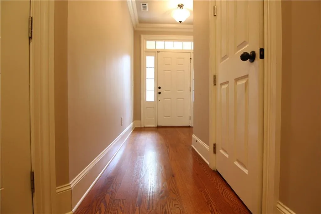 7750 Glisten Avenue Unit 292, Sandy Springs, Georgia 30328, 3 Bedrooms Bedrooms, ,2 BathroomsBathrooms,Residential,Sold,7750 Glisten Avenue Unit 292,6738337