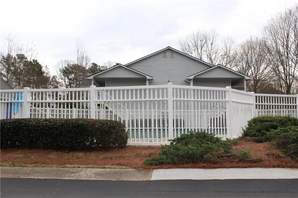 109 Gettysburg Place, Sandy Springs, Georgia 30350, 2 Bedrooms Bedrooms, ,1 BathroomBathrooms,Residential,Sold,109 Gettysburg Place,5977980