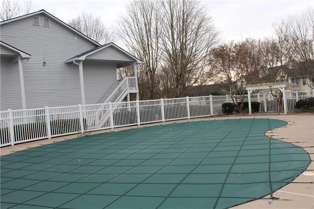 109 Gettysburg Place, Sandy Springs, Georgia 30350, 2 Bedrooms Bedrooms, ,1 BathroomBathrooms,Residential,Sold,109 Gettysburg Place,5977980