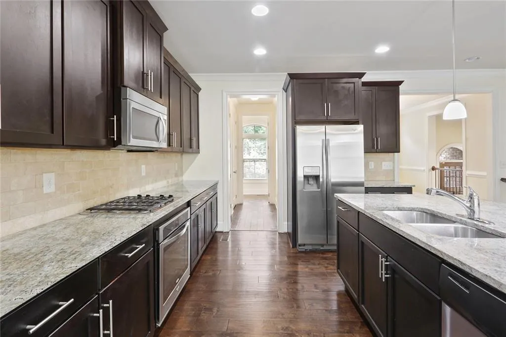 1225 Apperley Place, Sandy Springs, Georgia 30350, 4 Bedrooms Bedrooms, ,3 BathroomsBathrooms,Residential,Sold,1225 Apperley Place,6777494