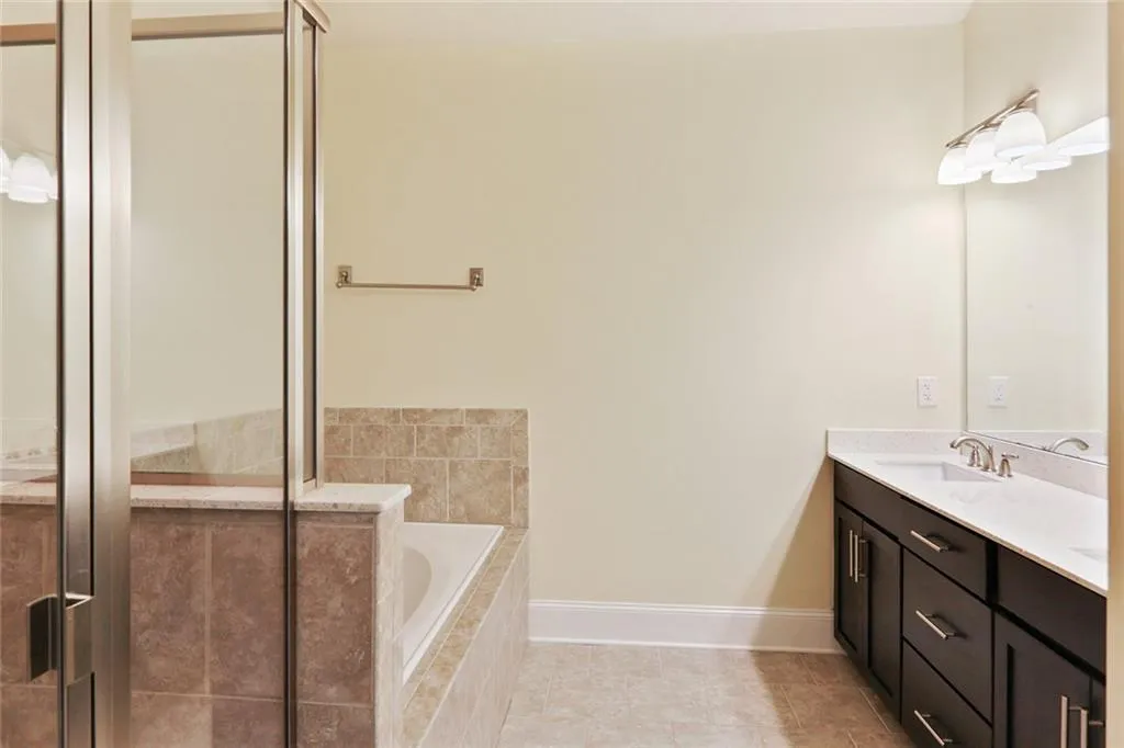 1225 Apperley Place, Sandy Springs, Georgia 30350, 4 Bedrooms Bedrooms, ,3 BathroomsBathrooms,Residential,Sold,1225 Apperley Place,6777494