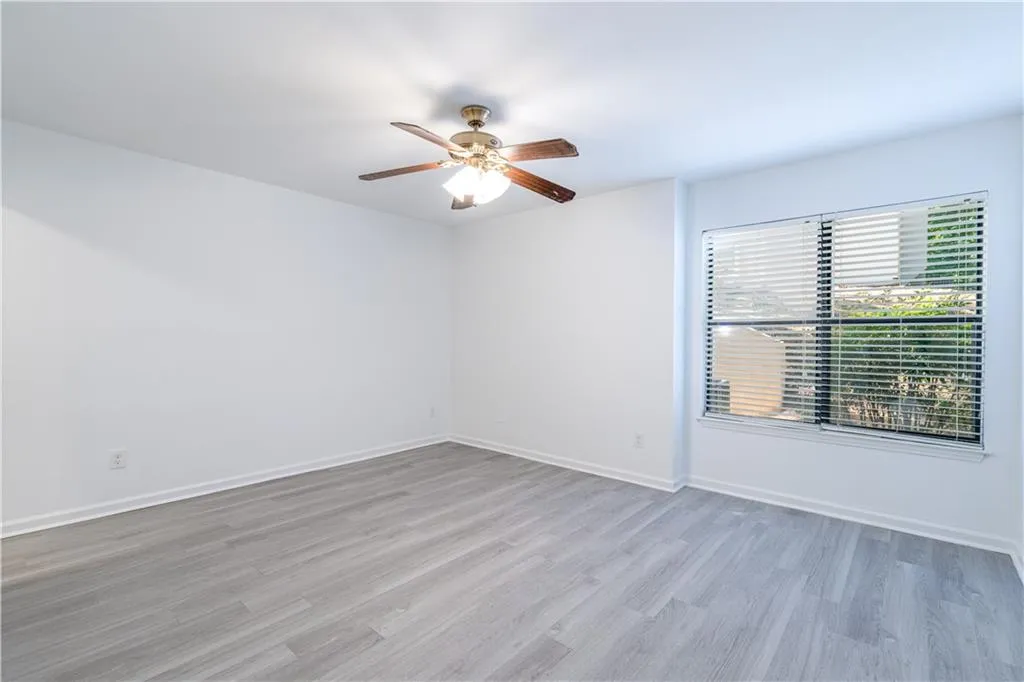 1201 Old Hammond Chase, Sandy Springs, Georgia 30350, 3 Bedrooms Bedrooms, ,2 BathroomsBathrooms,Residential,Sold,1201 Old Hammond Chase,7107512