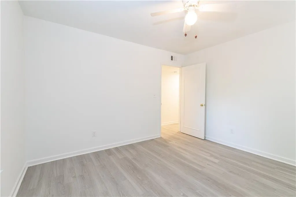 1201 Old Hammond Chase, Sandy Springs, Georgia 30350, 3 Bedrooms Bedrooms, ,2 BathroomsBathrooms,Residential,Sold,1201 Old Hammond Chase,7107512