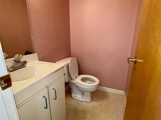 1170