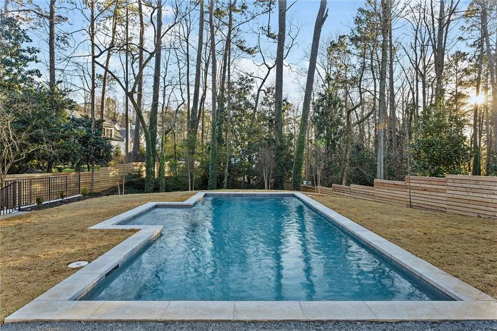715 Amberidge Trail, Sandy Springs, Georgia 30328, 5 Bedrooms Bedrooms, ,4 BathroomsBathrooms,Residential,Sold,715 Amberidge Trail,6988199