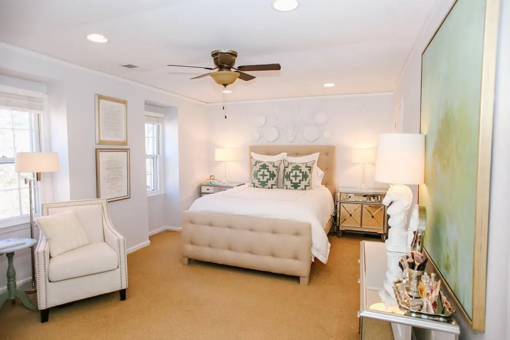 6760 Wright Road Ne, Atlanta, Georgia 30328, 4 Bedrooms Bedrooms, ,2 BathroomsBathrooms,Residential,Sold,6760 Wright Road Ne,5955237