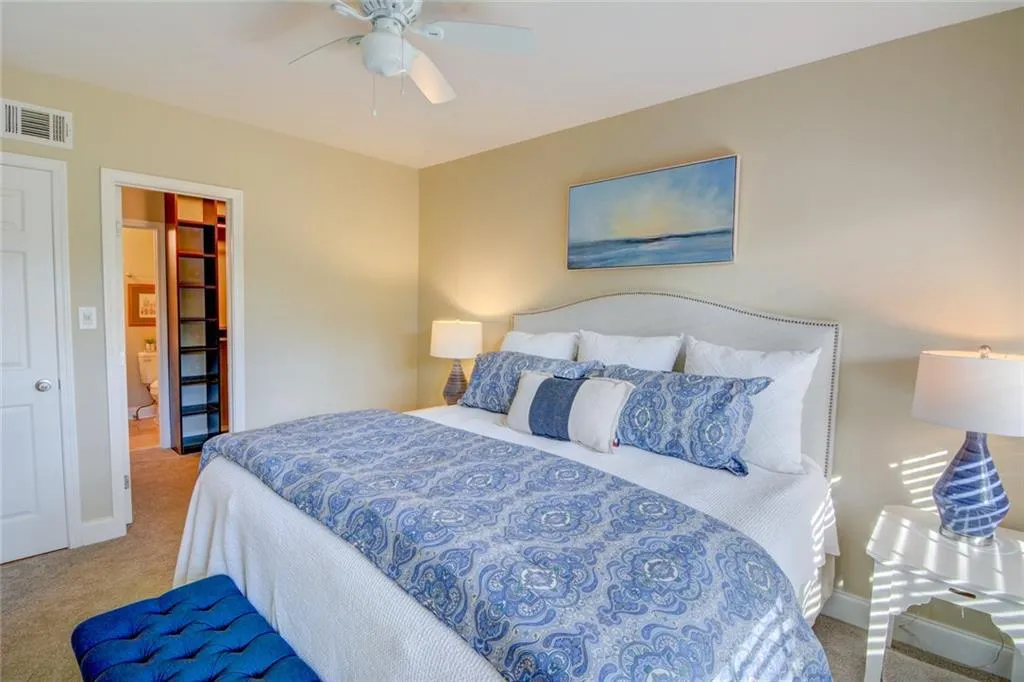 6980 Roswell Road Unit D10, Sandy Springs, Georgia 30328, 2 Bedrooms Bedrooms, ,2 BathroomsBathrooms,Residential,Sold,6980 Roswell Road Unit D10,6985134
