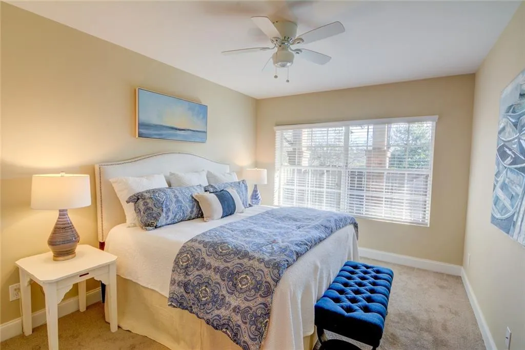 6980 Roswell Road Unit D10, Sandy Springs, Georgia 30328, 2 Bedrooms Bedrooms, ,2 BathroomsBathrooms,Residential,Sold,6980 Roswell Road Unit D10,6985134