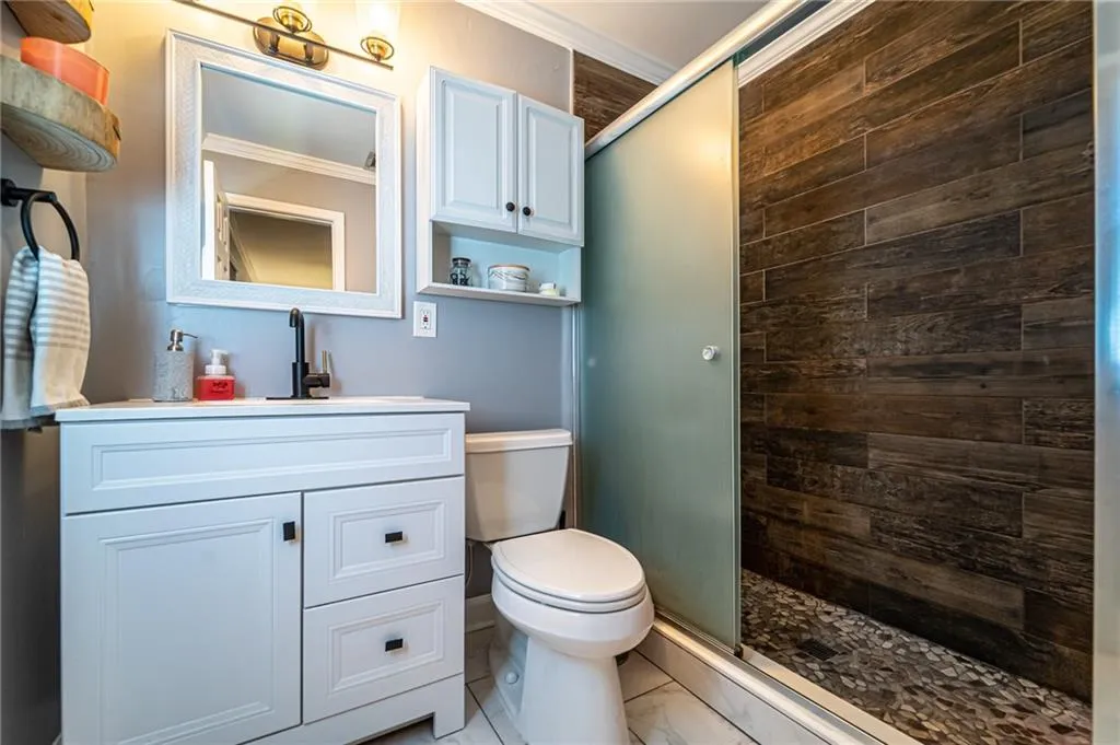 6520 Roswell Road Ne Unit 97, Sandy Springs, Georgia 30328, 3 Bedrooms Bedrooms, ,2 BathroomsBathrooms,Residential,Sold,6520 Roswell Road Ne Unit 97,7129494