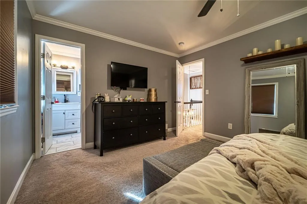 6520 Roswell Road Ne Unit 97, Sandy Springs, Georgia 30328, 3 Bedrooms Bedrooms, ,2 BathroomsBathrooms,Residential,Sold,6520 Roswell Road Ne Unit 97,7129494