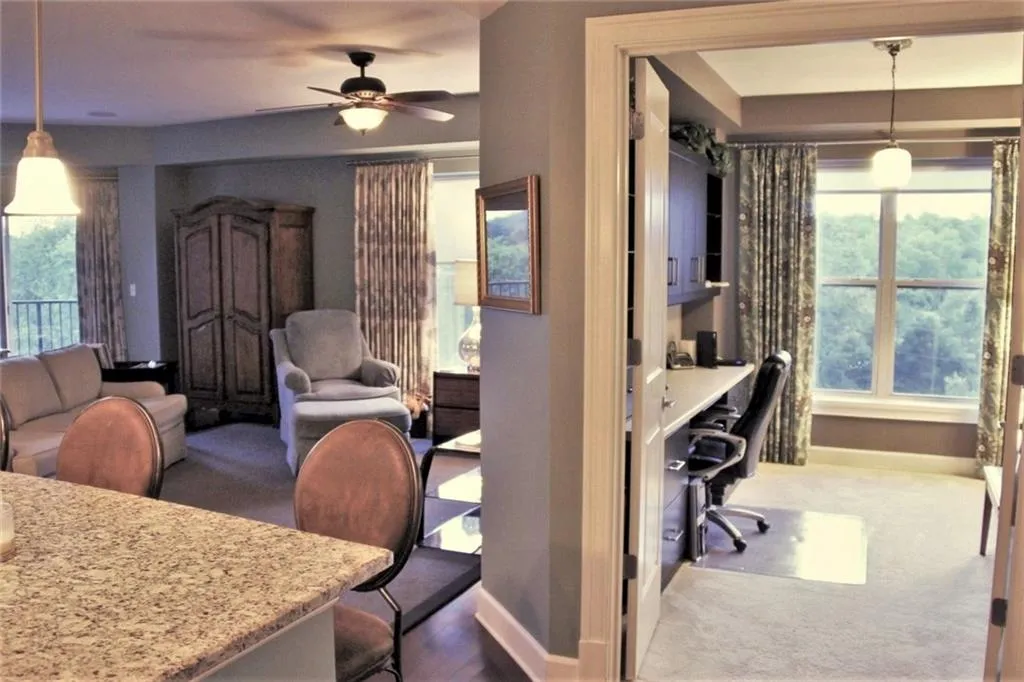 200 River Vista Drive Unit 539, Atlanta, Georgia 30339, 2 Bedrooms Bedrooms, ,2 BathroomsBathrooms,Residential,Sold,200 River Vista Drive Unit 539,5711117