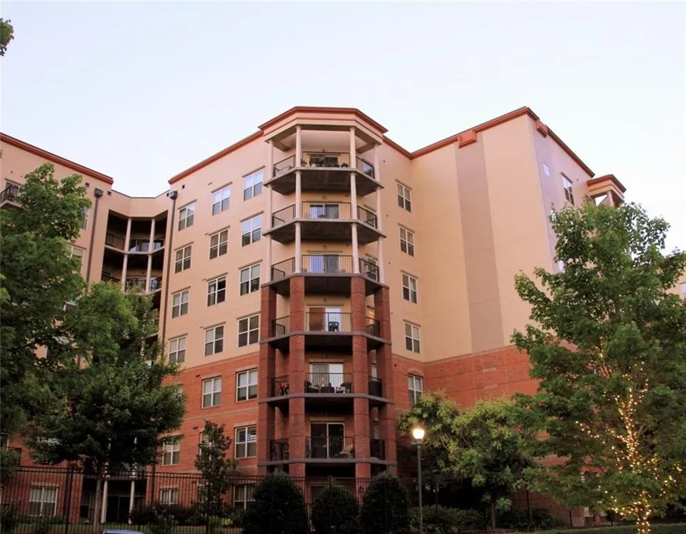 200 River Vista Drive Unit 539, Atlanta, Georgia 30339, 2 Bedrooms Bedrooms, ,2 BathroomsBathrooms,Residential,Sold,200 River Vista Drive Unit 539,5711117