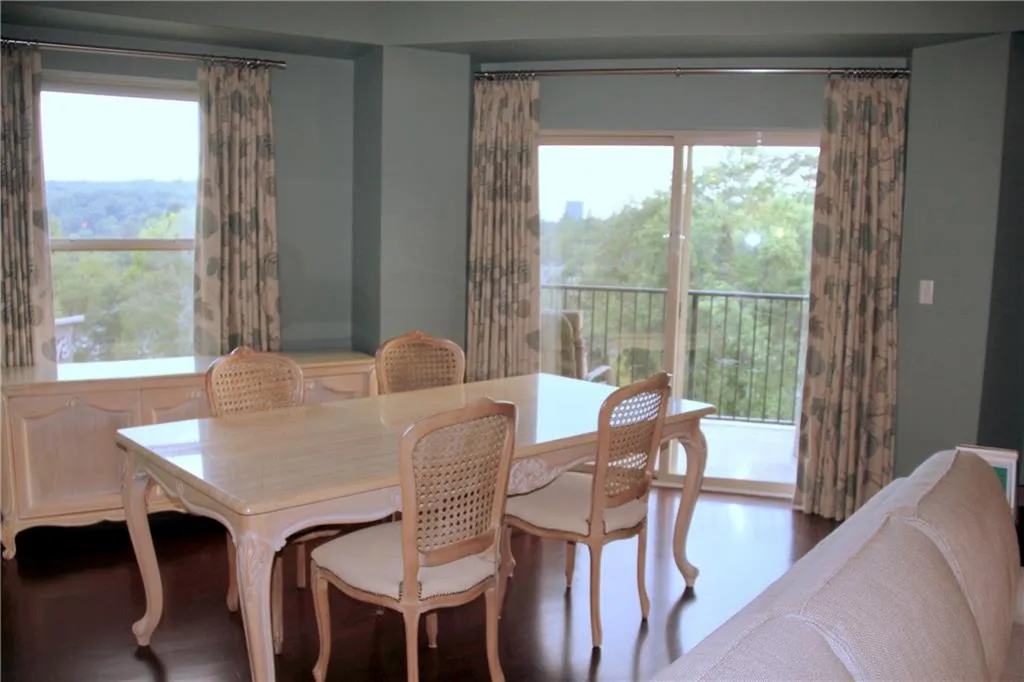 200 River Vista Drive Unit 539, Atlanta, Georgia 30339, 2 Bedrooms Bedrooms, ,2 BathroomsBathrooms,Residential,Sold,200 River Vista Drive Unit 539,5711117