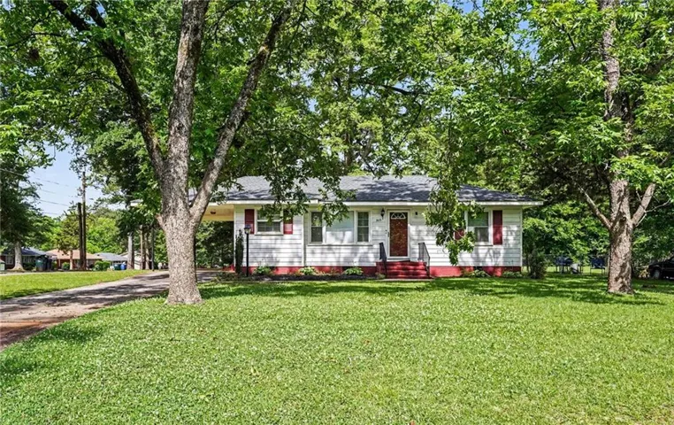 309 Cherokee Circle, Griffin, Georgia 30224