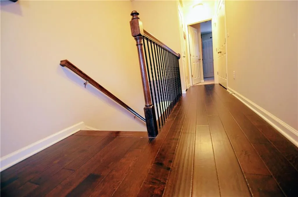 7430 Highland Bluff, Atlanta, Georgia 30328, 3 Bedrooms Bedrooms, ,3 BathroomsBathrooms,Residential,Sold,7430 Highland Bluff,5904378