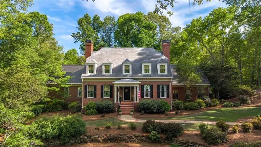 99 Oakland Court, Tallapoosa, Georgia 30176