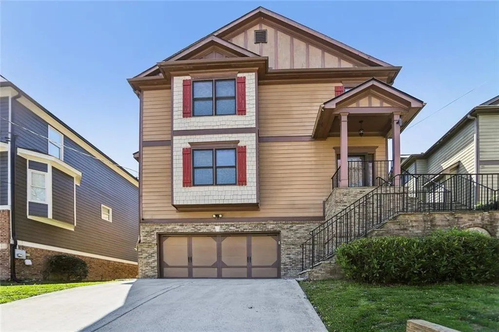 2108 Main Street Nw, Atlanta, Georgia 30318, 4 Bedrooms Bedrooms, ,4 BathroomsBathrooms,Residential,For Sale,2108 Main Street Nw,7605974