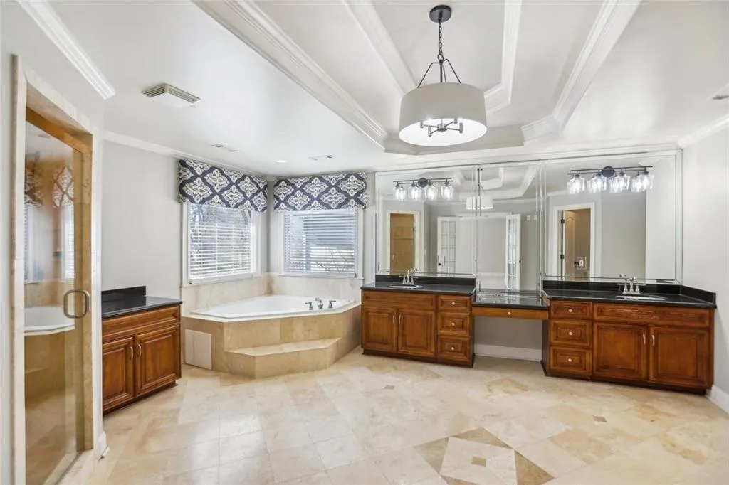 2108 Main Street Nw, Atlanta, Georgia 30318, 4 Bedrooms Bedrooms, ,4 BathroomsBathrooms,Residential,For Sale,2108 Main Street Nw,7605974