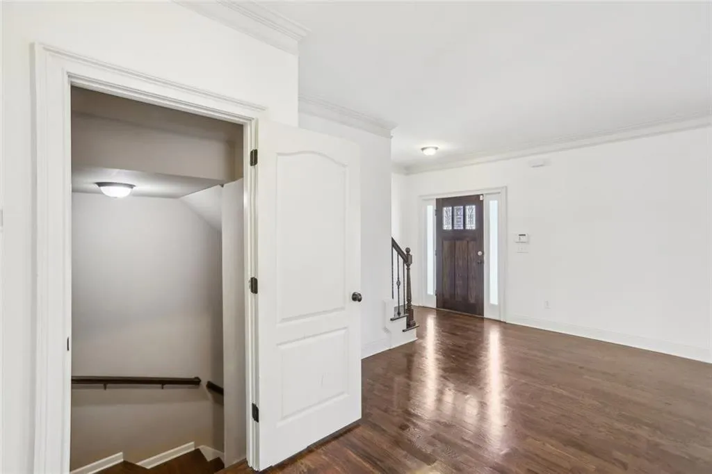 2108 Main Street Nw, Atlanta, Georgia 30318, 4 Bedrooms Bedrooms, ,4 BathroomsBathrooms,Residential,For Sale,2108 Main Street Nw,7605974