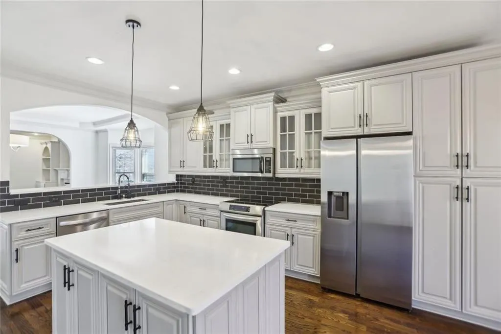 2108 Main Street Nw, Atlanta, Georgia 30318, 4 Bedrooms Bedrooms, ,4 BathroomsBathrooms,Residential,For Sale,2108 Main Street Nw,7605974