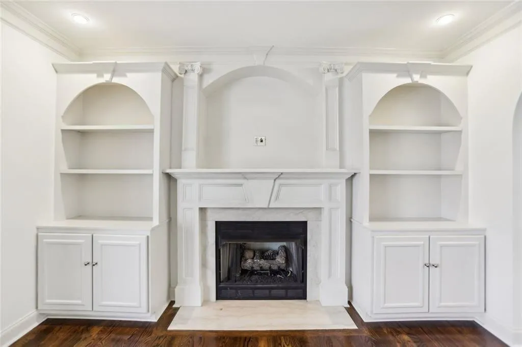 2108 Main Street Nw, Atlanta, Georgia 30318, 4 Bedrooms Bedrooms, ,4 BathroomsBathrooms,Residential,For Sale,2108 Main Street Nw,7605974