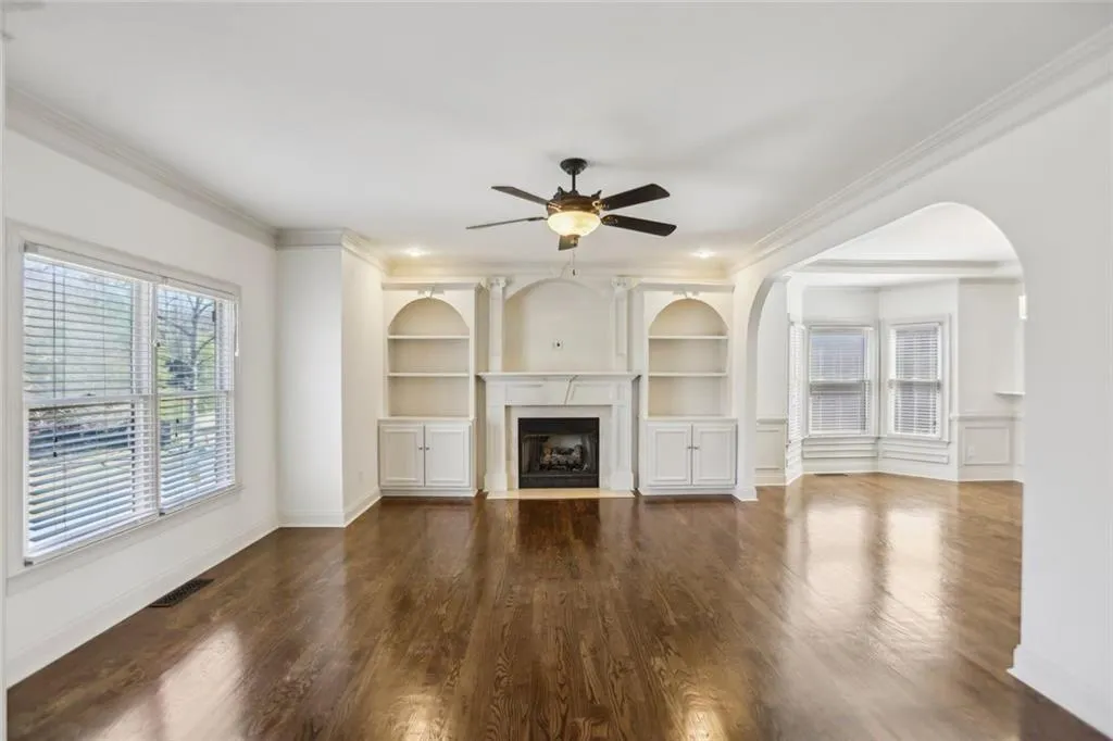 2108 Main Street Nw, Atlanta, Georgia 30318, 4 Bedrooms Bedrooms, ,4 BathroomsBathrooms,Residential,For Sale,2108 Main Street Nw,7605974