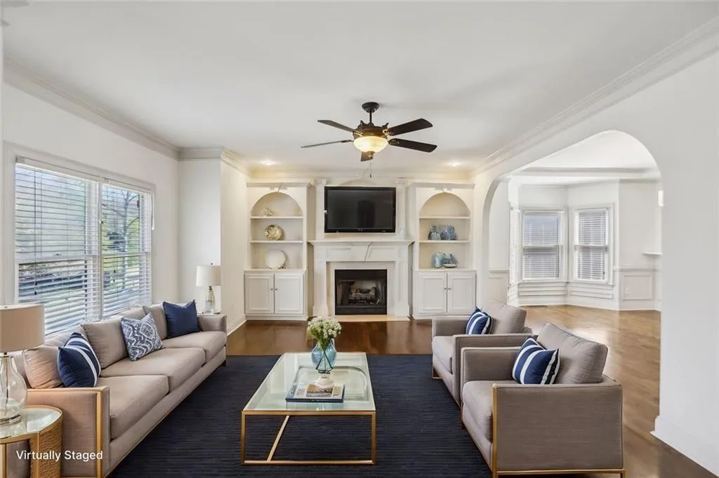 2108 Main Street Nw, Atlanta, Georgia 30318, 4 Bedrooms Bedrooms, ,4 BathroomsBathrooms,Residential,For Sale,2108 Main Street Nw,7605974