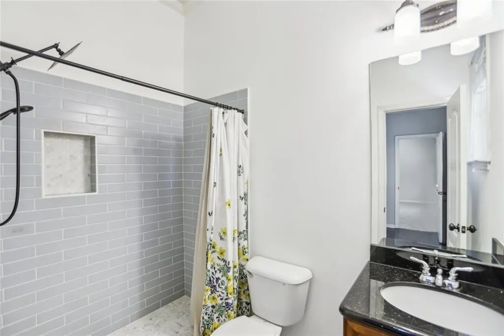 2108 Main Street Nw, Atlanta, Georgia 30318, 4 Bedrooms Bedrooms, ,4 BathroomsBathrooms,Residential,For Sale,2108 Main Street Nw,7605974