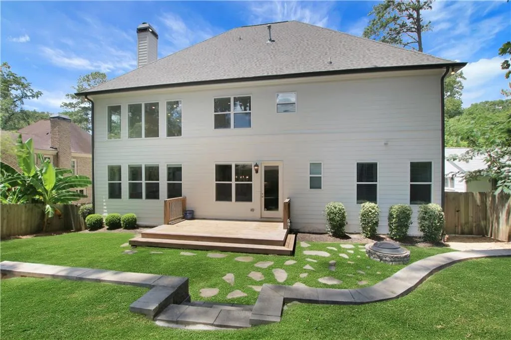 2939 Parkridge Drive Ne, Brookhaven, Georgia 30319, 6 Bedrooms Bedrooms, ,6 BathroomsBathrooms,Residential,For Sale,2939 Parkridge Drive Ne,7612561