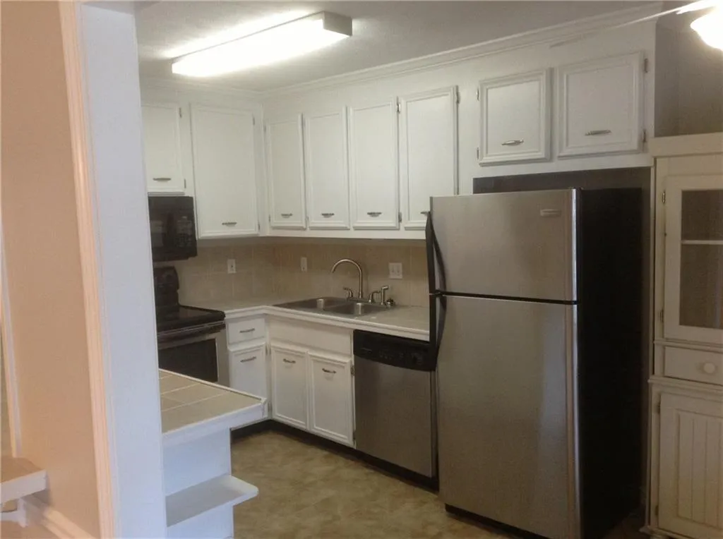 355 Winding River Drive Unit C, Atlanta, Georgia 30350, 2 Bedrooms Bedrooms, ,2 BathroomsBathrooms,Residential,Sold,355 Winding River Drive Unit C,5790588